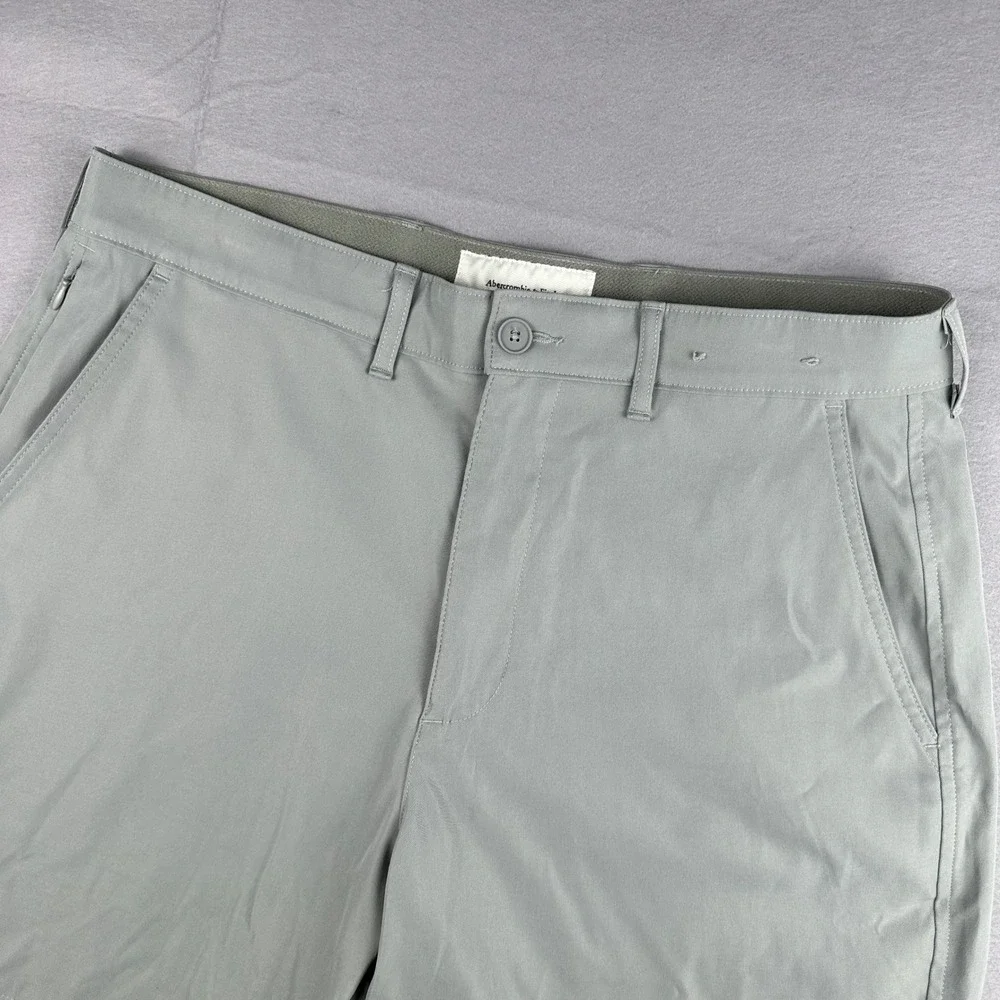 Abercrombie & Fitch Mens Go-To Shorts Gray Technical 7